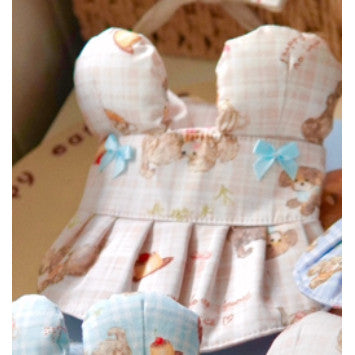 Cup & Crumble Bib and Bear Hat for Pets